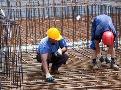 建筑工地农民工之钢筋工